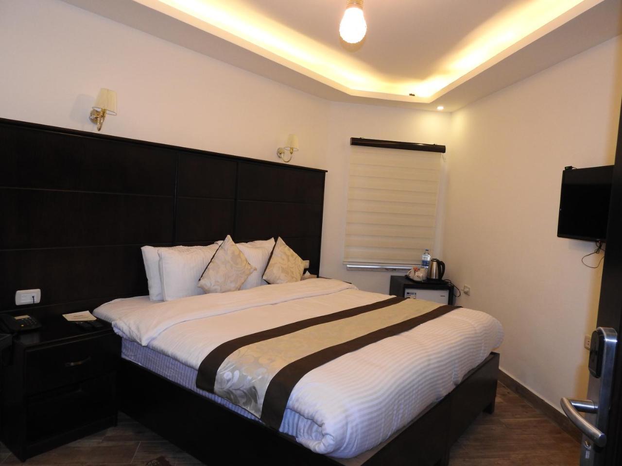 London Bridge Hotel Amman Exterior foto